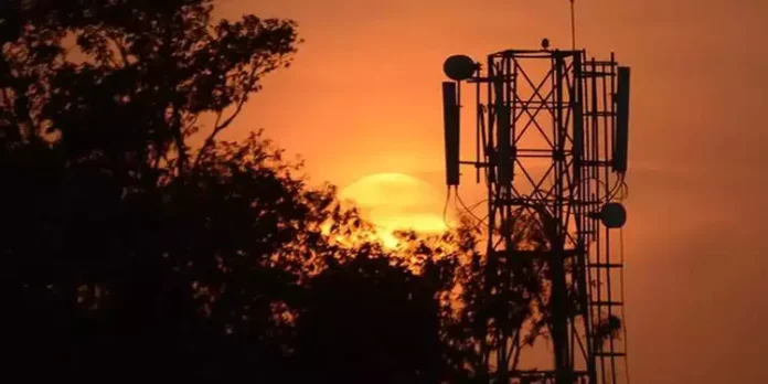 മൊബൈൽ സേവനം ലഭ്യമല്ലാത്ത ഇടുക്കി ജില്ലയിലെ 78 പ്രദേശങ്ങളിൽ ടവറുകൾ സ്ഥാപിക്കുന്നു മൊബൈൽ സേവനം ലഭ്യമല്ലാത്ത ഇടുക്കി ജില്ലയിലെ 78 പ്രദേശങ്ങളിൽ ടവറുകൾ സ്ഥാപിക്കുന്നു