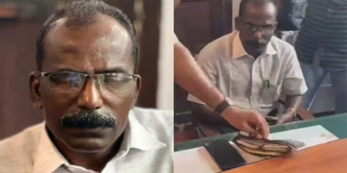 കൈക്കൂലി വാങ്ങുന്നതിനിടെ എക്സിക്യുട്ടീവ് എഞ്ചിനീയര് പിടിയിലായി കൈക്കൂലി വാങ്ങുന്നതിനിടെ എക്സിക്യുട്ടീവ് എഞ്ചിനീയര് പിടിയിലായി
