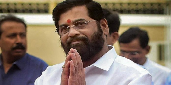 മഹാരാഷ്ട്രയില് വീണ്ടും രാഷ്ട്രീയ നീക്കം? ; ഷിന്ഡെ ക്യാമ്പിലെ 22 എംഎല്എമാരും 9 എംപിമാരും ബിജെപി ബന്ധത്തില് അസംതൃപ്തര് മഹാരാഷ്ട്രയില് വീണ്ടും രാഷ്ട്രീയ നീക്കം? ; ഷിന്ഡെ ക്യാമ്പിലെ 22 എംഎല്എമാരും 9 എംപിമാരും ബിജെപി ബന്ധത്തില് അസംതൃപ്തര്