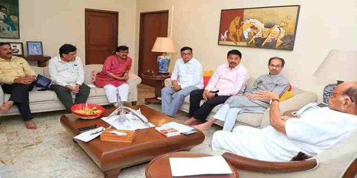 കര്ണാടക പാഠം; മഹാരാഷ്ട്രയിലും തിരക്കിട്ട പദ്ധതികള്, പ്രതിപക്ഷ ഐക്യരൂപീകരണം മുന്നില് കര്ണാടക പാഠം; മഹാരാഷ്ട്രയിലും തിരക്കിട്ട പദ്ധതികള്, പ്രതിപക്ഷ ഐക്യരൂപീകരണം മുന്നില്