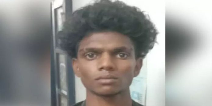 പേയാട് പെട്രോള് പമ്പ് ജീവനക്കാരെ ആക്രമിച്ച കേസില് മുഖ്യപ്രതി പിടിയില് പേയാട് പെട്രോള് പമ്പ് ജീവനക്കാരെ ആക്രമിച്ച കേസില് മുഖ്യപ്രതി പിടിയില്
