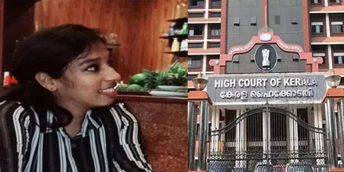 വനിതാ ഡോക്ടറുടെ കൊലപാതകം ; പോലീസിന്റെ കയ്യില് തോക്ക് ഉണ്ടായിരുന്നില്ലേ : രൂക്ഷവിമര്ശനവുമായി ഹൈക്കോടതി വനിതാ ഡോക്ടറുടെ കൊലപാതകം ; പോലീസിന്റെ കയ്യില് തോക്ക് ഉണ്ടായിരുന്നില്ലേ : രൂക്ഷവിമര്ശനവുമായി ഹൈക്കോടതി