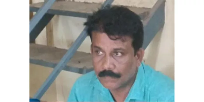 ഇലവംതിട്ടയിൽ ഭിന്നശേഷിക്കാരിയായ വിദ്യാർത്ഥിയെ പീഡിപ്പിച്ച മധ്യവയസ്കൻ പിടിയിൽ ഇലവംതിട്ടയിൽ ഭിന്നശേഷിക്കാരിയായ വിദ്യാർത്ഥിയെ പീഡിപ്പിച്ച മധ്യവയസ്കൻ പിടിയിൽ