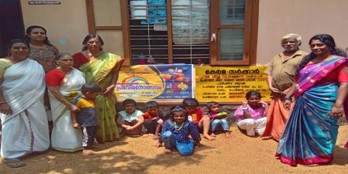 പെരിങ്ങര ഗ്രാമപഞ്ചായത്ത് 98-ാം നമ്പര് അംഗന്വാടിയില് പ്രേവേശനോത്സവം നടത്തി പെരിങ്ങര ഗ്രാമപഞ്ചായത്ത് 98-ാം നമ്പര് അംഗന്വാടിയില് പ്രേവേശനോത്സവം നടത്തി