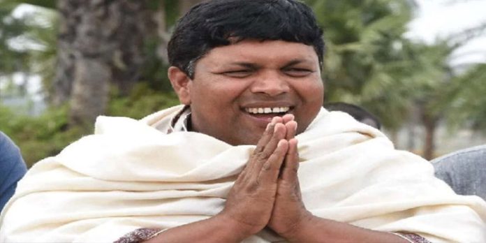 കേരളം മറ്റ് സംസ്ഥാനങ്ങള്ക്ക് മാതൃക ; പ്രശംസിച്ച് ജാര്ഖണ്ഡ് കൃഷി വകുപ്പ് മന്ത്രി കേരളം മറ്റ് സംസ്ഥാനങ്ങള്ക്ക് മാതൃക ; പ്രശംസിച്ച് ജാര്ഖണ്ഡ് കൃഷി വകുപ്പ് മന്ത്രി