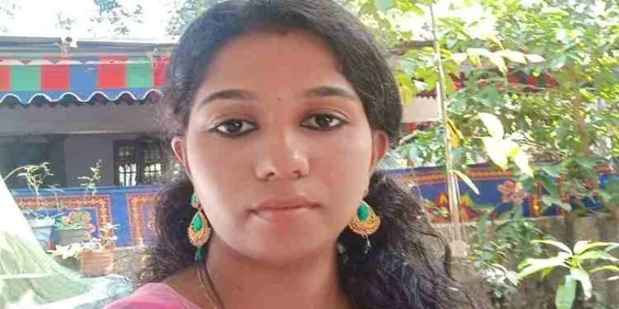 തൃശൂരില് വനത്തിനുള്ളില് യുവതിയുടെ മൃതദേഹം കണ്ടെത്തിയ സംഭവം കൊലപാതകം; സുഹൃത്ത് അറസ്റ്റില് തൃശൂരില് വനത്തിനുള്ളില് യുവതിയുടെ മൃതദേഹം കണ്ടെത്തിയ സംഭവം കൊലപാതകം; സുഹൃത്ത് അറസ്റ്റില്