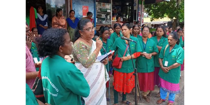 മാലിന്യമുക്തം നവകേരളം ശുചിത്വ ബോധവല്കരണ യാത്ര കാമ്പയിന് സംഘടിപ്പിച്ചു മാലിന്യമുക്തം നവകേരളം ശുചിത്വ ബോധവല്കരണ യാത്ര കാമ്പയിന് സംഘടിപ്പിച്ചു