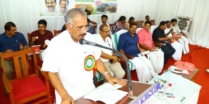 സാധാരണക്കാര്ക്ക് വേണ്ടിയുള്ള പദ്ധതികള് നടപ്പാക്കുക സര്ക്കാരിന്റെ ലക്ഷ്യം : മന്ത്രി എ.കെ. ശശീന്ദ്രന് സാധാരണക്കാര്ക്ക് വേണ്ടിയുള്ള പദ്ധതികള് നടപ്പാക്കുക സര്ക്കാരിന്റെ ലക്ഷ്യം : മന്ത്രി എ.കെ. ശശീന്ദ്രന്