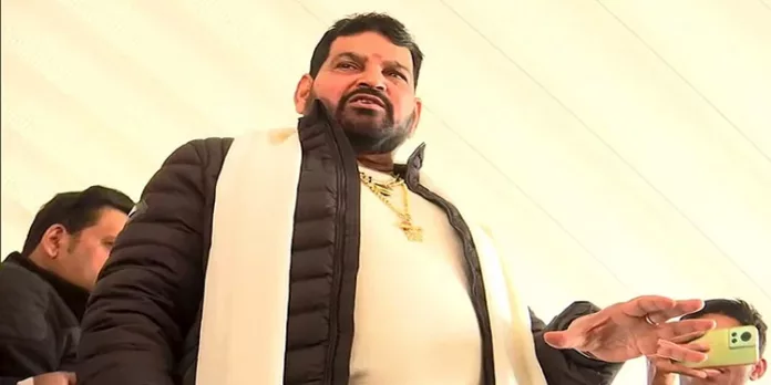 ഗുസ്തി താരങ്ങളുടെ പരാതി : ബ്രിജ് ഭൂഷന്റെ മൊഴി രേഖപ്പെടുത്തി ഗുസ്തി താരങ്ങളുടെ പരാതി : ബ്രിജ് ഭൂഷന്റെ മൊഴി രേഖപ്പെടുത്തി