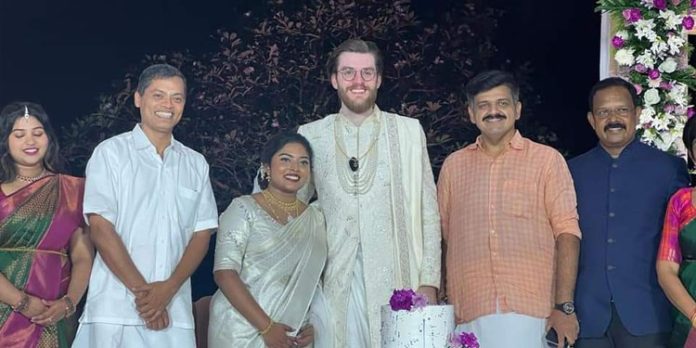 കൊച്ചിയെ സാക്ഷിയാക്കി ജൂത വിവാഹം ; 15 വർഷത്തിനിടെ ഇതാദ്യം – ഇസ്രായേലിൽ നിന്ന് ജൂതവൈദികനെത്തി കൊച്ചിയെ സാക്ഷിയാക്കി ജൂത വിവാഹം ; 15 വർഷത്തിനിടെ ഇതാദ്യം – ഇസ്രായേലിൽ നിന്ന് ജൂതവൈദികനെത്തി