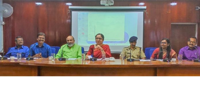 ജില്ലാ വികസന സമിതി യോഗം നെല്ലിന്റെ സംഭരണവില അടിയന്തിരമായി വിതരണം ചെയ്യണം : അഡ്വ. മാത്യു ടി തോമസ് എംഎല്എ ജില്ലാ വികസന സമിതി യോഗം നെല്ലിന്റെ സംഭരണവില അടിയന്തിരമായി വിതരണം ചെയ്യണം : അഡ്വ. മാത്യു ടി തോമസ് എംഎല്എ