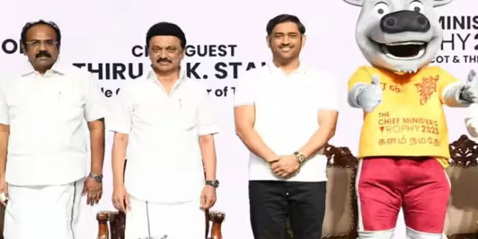 ധോണി തമിഴ്നാടിന്റെ ദത്തുപുത്രന് ; ഞാനും അദ്ദേഹത്തിന്റെ ആരാധകന് – എം.കെ സ്റ്റാലിന് ധോണി തമിഴ്നാടിന്റെ ദത്തുപുത്രന് ; ഞാനും അദ്ദേഹത്തിന്റെ ആരാധകന് – എം.കെ സ്റ്റാലിന്