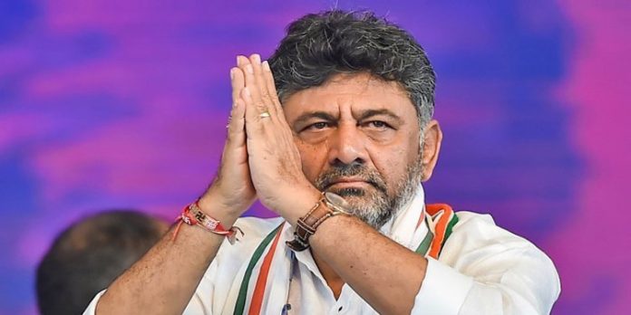 ‘ആദ്യ രണ്ട് വർഷം തന്നെ മുഖ്യമന്ത്രിയാക്കണം’: ആവശ്യവുമായി ഡികെ ശിവകുമാർ ‘ആദ്യ രണ്ട് വർഷം തന്നെ മുഖ്യമന്ത്രിയാക്കണം’: ആവശ്യവുമായി ഡികെ ശിവകുമാർ