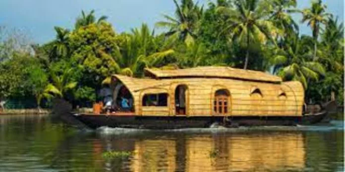 ആവശ്യമായ രേഖകളോ ലൈസൻസോ ഇല്ല ; ആലപ്പുഴയിലെ ഹൗസ് ബോട്ടുകളിലെ പരിശോധന ഇന്നും തുടരും ആവശ്യമായ രേഖകളോ ലൈസൻസോ ഇല്ല ; ആലപ്പുഴയിലെ ഹൗസ് ബോട്ടുകളിലെ പരിശോധന ഇന്നും തുടരും