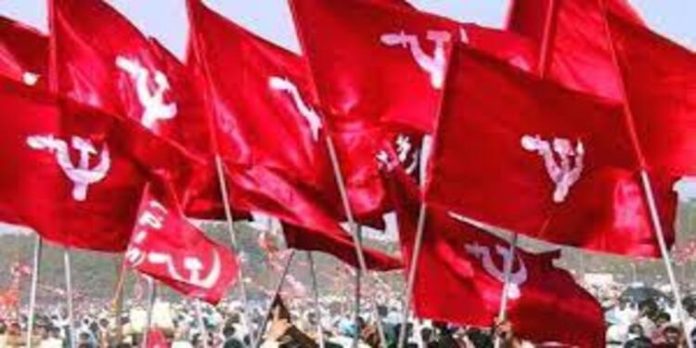 സി.പി.എം പുതുപ്പള്ളി ലോക്കൽ കമ്മിറ്റി മൂന്ന് ബ്രാഞ്ച് സെക്രട്ടറിമാരെ പുറത്താക്കി ; വനിത അംഗം രാജിവെച്ചു സി.പി.എം പുതുപ്പള്ളി ലോക്കൽ കമ്മിറ്റി മൂന്ന് ബ്രാഞ്ച് സെക്രട്ടറിമാരെ പുറത്താക്കി ; വനിത അംഗം രാജിവെച്ചു