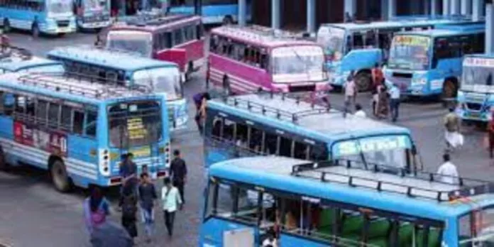 സ്വകാര്യ ബസുകളിൽ ഇ-പെയ്മെന്റ് സംവിധാനം വരുന്നു സ്വകാര്യ ബസുകളിൽ ഇ-പെയ്മെന്റ് സംവിധാനം വരുന്നു