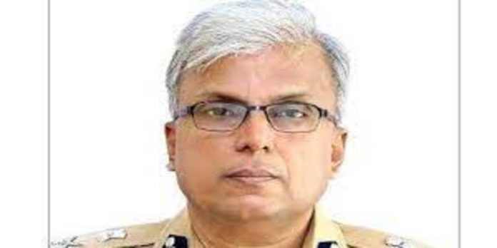 ‘പോലീസ് കുടുംബങ്ങളും ലഹരിയിൽ നിന്ന് മുക്തരല്ല’ ; തുറന്നു പറഞ്ഞ് എക്സൈസ് കമ്മീഷണര് ‘പോലീസ് കുടുംബങ്ങളും ലഹരിയിൽ നിന്ന് മുക്തരല്ല’ ; തുറന്നു പറഞ്ഞ് എക്സൈസ് കമ്മീഷണര്
