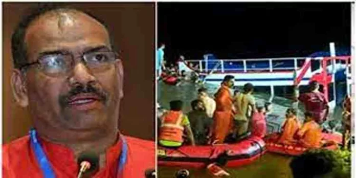 ‘കേരളത്തിൽ അധികം വൈകാതെ ഹൗസ് ബോട്ട് ദുരന്തമുണ്ടാകും’ ; മുരളി തുമ്മാരുകുടി ഒരുമാസം മുമ്പേ മുന്നറിയിപ്പ് നൽകി ‘കേരളത്തിൽ അധികം വൈകാതെ ഹൗസ് ബോട്ട് ദുരന്തമുണ്ടാകും’ ; മുരളി തുമ്മാരുകുടി ഒരുമാസം മുമ്പേ മുന്നറിയിപ്പ് നൽകി