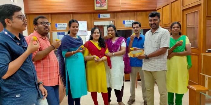അഴിമതിക്ക് കൂട്ടുനിൽക്കാത്ത ഉദ്യോഗസ്ഥരെ സസ്പെൻഡ് ചെയ്ത നടപടി മരവിപ്പിച്ചു ; ബിജെപിയുടെ പ്രതിഷേധം ഫലം കണ്ടു അഴിമതിക്ക് കൂട്ടുനിൽക്കാത്ത ഉദ്യോഗസ്ഥരെ സസ്പെൻഡ് ചെയ്ത നടപടി മരവിപ്പിച്ചു ; ബിജെപിയുടെ പ്രതിഷേധം ഫലം കണ്ടു