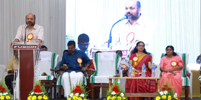 ജനങ്ങളുടെ ക്ഷേമം സംരക്ഷിക്കുക ലക്ഷ്യം : മന്ത്രി പി.രാജീവ് ജനങ്ങളുടെ ക്ഷേമം സംരക്ഷിക്കുക ലക്ഷ്യം : മന്ത്രി പി.രാജീവ്