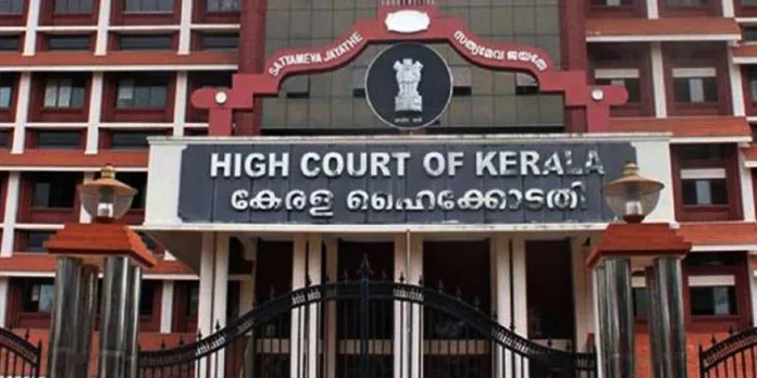 നടിയെ ആക്രമിച്ച കേസ് ; അമിക്കസ് ക്യൂറിയെ ഹൈക്കോടതി ഒഴിവാക്കി നടിയെ ആക്രമിച്ച കേസ് ; അമിക്കസ് ക്യൂറിയെ ഹൈക്കോടതി ഒഴിവാക്കി