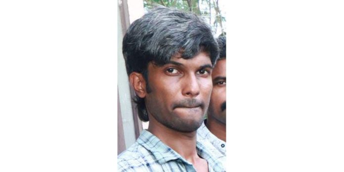 പോസ്റ്റ് ഓഫീസിൽ പാർസലായി വന്ന ഹാഷിഷ് പിടികൂടി ; യുവാവ് അറസ്റ്റിൽ പോസ്റ്റ് ഓഫീസിൽ പാർസലായി വന്ന ഹാഷിഷ് പിടികൂടി ; യുവാവ് അറസ്റ്റിൽ