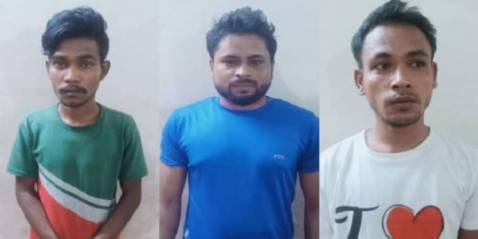 കൊച്ചിയിൽ അനാശാസ്യകേന്ദ്രം ; നടത്തിപ്പുകാരായ മൂന്ന് അതിഥിതൊഴിലാളികള് അറസ്റ്റില് , രണ്ട് പെണ്കുട്ടികളെ രക്ഷപ്പെടുത്തി കൊച്ചിയിൽ അനാശാസ്യകേന്ദ്രം ; നടത്തിപ്പുകാരായ മൂന്ന് അതിഥിതൊഴിലാളികള് അറസ്റ്റില് , രണ്ട് പെണ്കുട്ടികളെ രക്ഷപ്പെടുത്തി