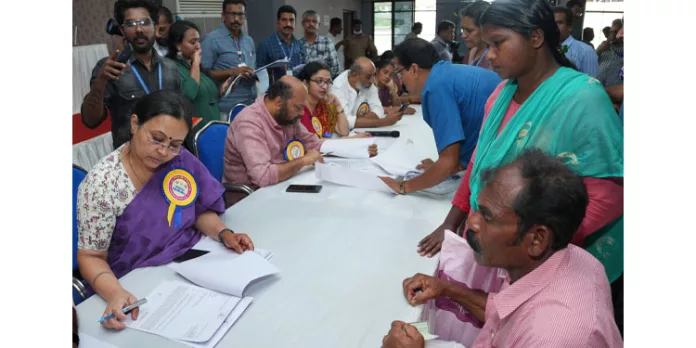 വിജയമ്മയുടെ പ്രശ്നങ്ങള്ക്ക് പരിഹാരമായി വിജയമ്മയുടെ പ്രശ്നങ്ങള്ക്ക് പരിഹാരമായി