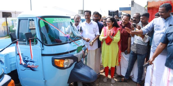 മാലിന്യ നിര്മാര്ജന, സംസ്കരണ പ്രവര്ത്തനങ്ങള് ജില്ലയുടെ മുഖഛായ മാറ്റും : അഡ്വ. ഓമല്ലൂര് ശങ്കരന് മാലിന്യ നിര്മാര്ജന, സംസ്കരണ പ്രവര്ത്തനങ്ങള് ജില്ലയുടെ മുഖഛായ മാറ്റും : അഡ്വ. ഓമല്ലൂര് ശങ്കരന്