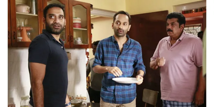 രണ്ടാം വാരത്തിലും ജനപ്രവാഹം തുടരുന്ന ‘പാച്ചുവും അത്ഭുതവിളക്കും’ രണ്ടാം വാരത്തിലും ജനപ്രവാഹം തുടരുന്ന ‘പാച്ചുവും അത്ഭുതവിളക്കും’