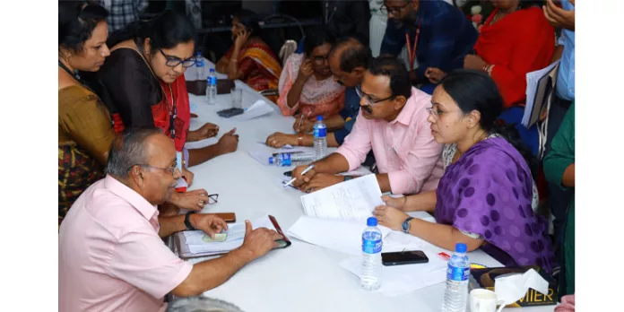 ഉണ്ണികൃഷ്ണന്റെ പ്രവര്ത്തിക്കാത്ത കടമുറിക്ക് ഭീമമായ വാട്ടര്ബില് ; ഒഴിവാക്കി കൊടുക്കണമെന്ന് ആരോഗ്യമന്ത്രിയുടെ ഉത്തരവ് ഉണ്ണികൃഷ്ണന്റെ പ്രവര്ത്തിക്കാത്ത കടമുറിക്ക് ഭീമമായ വാട്ടര്ബില് ; ഒഴിവാക്കി കൊടുക്കണമെന്ന് ആരോഗ്യമന്ത്രിയുടെ ഉത്തരവ്