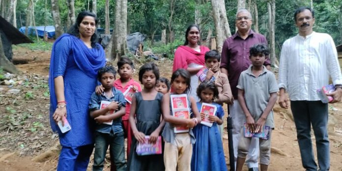 വനമേഖലയിൽ പ്രവേശനോത്സവം അറിയിച്ച് റാന്നി ബി ആർ സി വനമേഖലയിൽ പ്രവേശനോത്സവം അറിയിച്ച് റാന്നി ബി ആർ സി