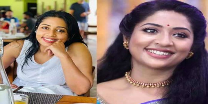 ജന്മനാടിനെ അപമാനിച്ചു ; നവ്യ നായര്ക്കെതിരെ പ്രതിഷേധം ജന്മനാടിനെ അപമാനിച്ചു ; നവ്യ നായര്ക്കെതിരെ പ്രതിഷേധം