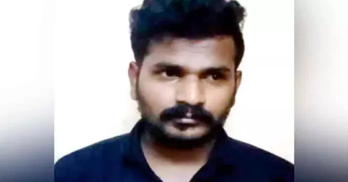 ഓട്ടോ ഡ്രൈവറെ വെട്ടിപരിക്കേൽപ്പിച്ച സംഭവം ; ഒരാൾ കൂടി പിടിയിൽ ഓട്ടോ ഡ്രൈവറെ വെട്ടിപരിക്കേൽപ്പിച്ച സംഭവം ; ഒരാൾ കൂടി പിടിയിൽ