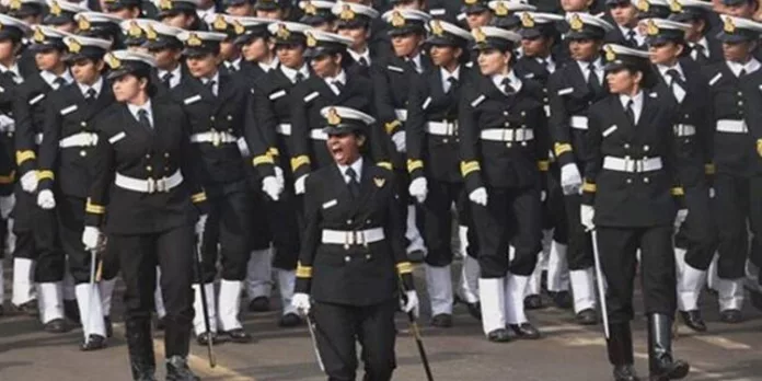 അടുത്ത റിപ്പബ്ലിക്ക് ദിന പരേഡില് സ്ത്രീകള് മാത്രം : നിര്ദേശം നല്കി കേന്ദ്രം അടുത്ത റിപ്പബ്ലിക്ക് ദിന പരേഡില് സ്ത്രീകള് മാത്രം : നിര്ദേശം നല്കി കേന്ദ്രം