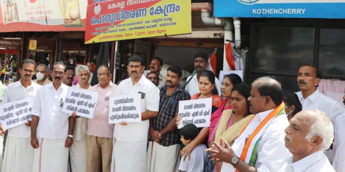 അഴിമതിയും കെടുകാര്യസ്ഥതയും പിണറായി സര്ക്കാരിന്റെ മുഖമുദ്ര : പ്രൊഫ. സതീഷ് കൊച്ചുപറമ്പില് അഴിമതിയും കെടുകാര്യസ്ഥതയും പിണറായി സര്ക്കാരിന്റെ മുഖമുദ്ര : പ്രൊഫ. സതീഷ് കൊച്ചുപറമ്പില്