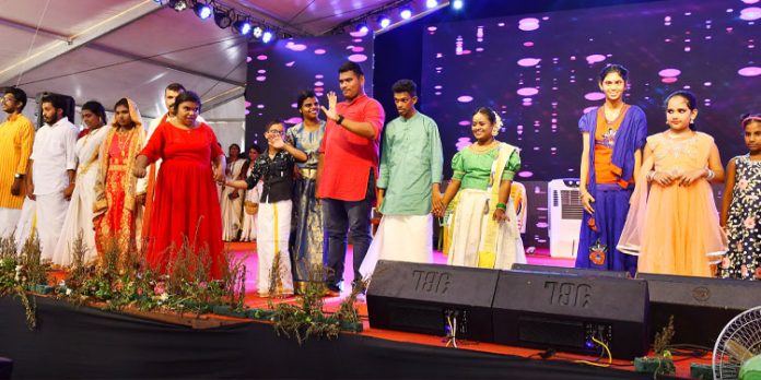 നിറഞ്ഞ കൈയ്യടികളോടെ ഭിന്നശേഷി കുട്ടികളുടെ കലാപരിപാടികള് നിറഞ്ഞ കൈയ്യടികളോടെ ഭിന്നശേഷി കുട്ടികളുടെ കലാപരിപാടികള്
