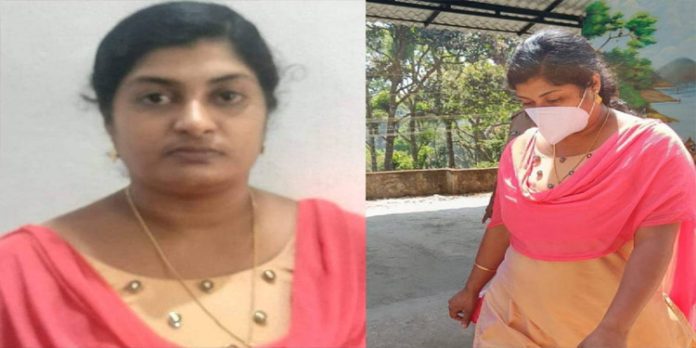 കാമുകനൊപ്പം പോകാന് എംഡിഎംഎ കേസില് കുടുക്കിയ ഭാര്യയെ ഭര്ത്താവ് ജാമ്യത്തില് ഇറക്കി കാമുകനൊപ്പം പോകാന് എംഡിഎംഎ കേസില് കുടുക്കിയ ഭാര്യയെ ഭര്ത്താവ് ജാമ്യത്തില് ഇറക്കി