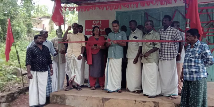 സിപിഐ ആനിക്കാട് ലോക്കൽ കമ്മിറ്റി ഓഫീസിന്റ ഉദ്ഘാടനം നടത്തി സിപിഐ ആനിക്കാട് ലോക്കൽ കമ്മിറ്റി ഓഫീസിന്റ ഉദ്ഘാടനം നടത്തി