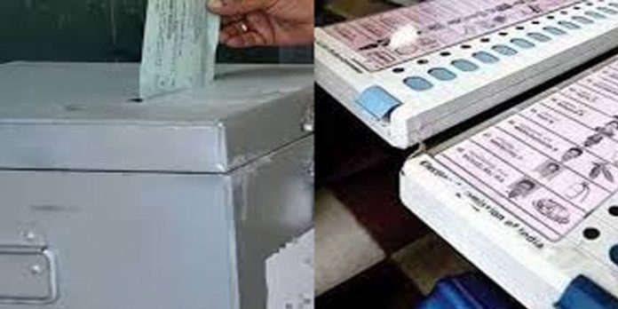 പെരിന്തൽമണ്ണ തെരഞ്ഞെടുപ്പ് : തപാൽ ബാലറ്റുകളടങ്ങിയ പെട്ടികളിൽ കൃത്രിമം നടന്നെന്ന് റിപ്പോർട്ട് പെരിന്തൽമണ്ണ തെരഞ്ഞെടുപ്പ് : തപാൽ ബാലറ്റുകളടങ്ങിയ പെട്ടികളിൽ കൃത്രിമം നടന്നെന്ന് റിപ്പോർട്ട്