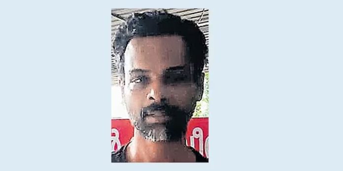 മെഡി. കോളേജിൽ വനിതാ ഡോക്ടർക്ക് നേരെ യുവാവിന്റെ ആക്രമണശ്രമം മെഡി. കോളേജിൽ വനിതാ ഡോക്ടർക്ക് നേരെ യുവാവിന്റെ ആക്രമണശ്രമം
