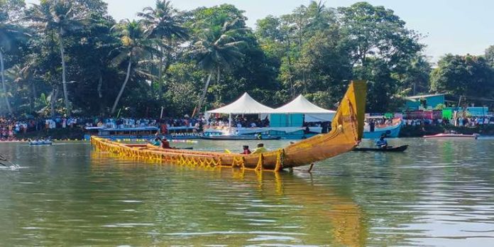 കന്നി അങ്കത്തിന് തുഴയേന്താൻ തലവടി ടൗൺ ബോട്ട് ക്ലബ്; പ്രതീക്ഷയോടെ തലവടി ഗ്രാമം കന്നി അങ്കത്തിന് തുഴയേന്താൻ തലവടി ടൗൺ ബോട്ട് ക്ലബ്; പ്രതീക്ഷയോടെ തലവടി ഗ്രാമം