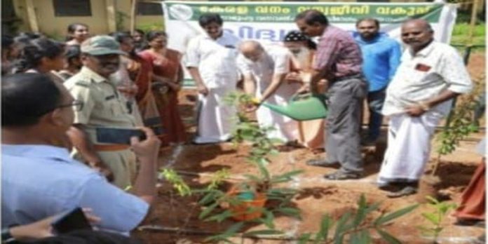 വിദ്യാവനം പദ്ധതി ഉദ്ഘാടനം ചെയ്തു വിദ്യാവനം പദ്ധതി ഉദ്ഘാടനം ചെയ്തു