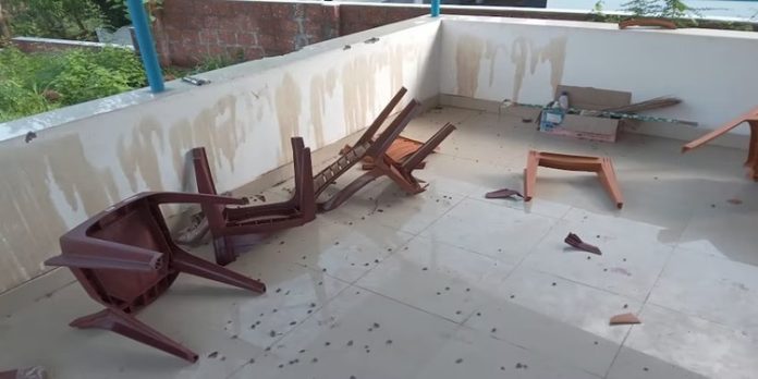തളിപ്പറമ്പിൽ കോൺഗ്രസ് ഓഫിസ് അടിച്ചുതകർത്തു ; ആക്രമണം അഞ്ചാം തവണ തളിപ്പറമ്പിൽ കോൺഗ്രസ് ഓഫിസ് അടിച്ചുതകർത്തു ; ആക്രമണം അഞ്ചാം തവണ