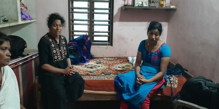 രാധാകൃഷ്ണന്റെ മരണത്തില് ആസ്വഭാവികതയെന്ന് ബന്ധുക്കള് രാധാകൃഷ്ണന്റെ മരണത്തില് ആസ്വഭാവികതയെന്ന് ബന്ധുക്കള്