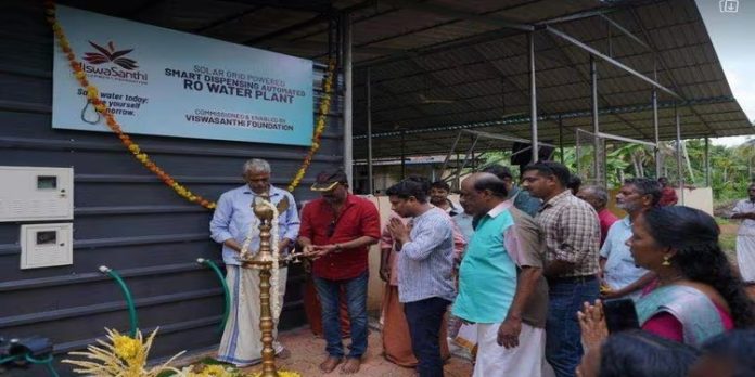 കുട്ടനാട്ടിലെ കുടിവെള്ള ക്ഷാമത്തിന് പരിഹാരവുമായി മോഹൻലാൽ ; ശുദ്ധജല പ്ലാന്റ് സ്ഥാപിച്ചു കുട്ടനാട്ടിലെ കുടിവെള്ള ക്ഷാമത്തിന് പരിഹാരവുമായി മോഹൻലാൽ ; ശുദ്ധജല പ്ലാന്റ് സ്ഥാപിച്ചു