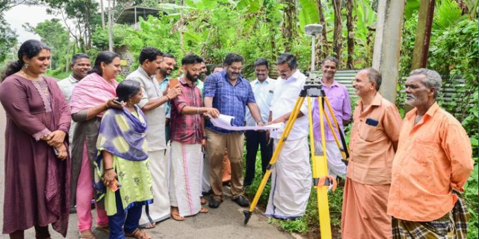 ഐരവണ് പാലം നിര്മാണം ; സ്ഥലം ഏറ്റെടുക്കല് നടപടികള് തുടങ്ങി ഐരവണ് പാലം നിര്മാണം ; സ്ഥലം ഏറ്റെടുക്കല് നടപടികള് തുടങ്ങി