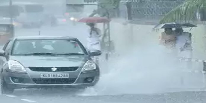 മഴക്കാലമായി ; റോഡ് അപകടങ്ങള് ഒഴിവാക്കാന് കേരളാ പോലീസ് നിര്ദേശങ്ങള് മഴക്കാലമായി ; റോഡ് അപകടങ്ങള് ഒഴിവാക്കാന് കേരളാ പോലീസ് നിര്ദേശങ്ങള്