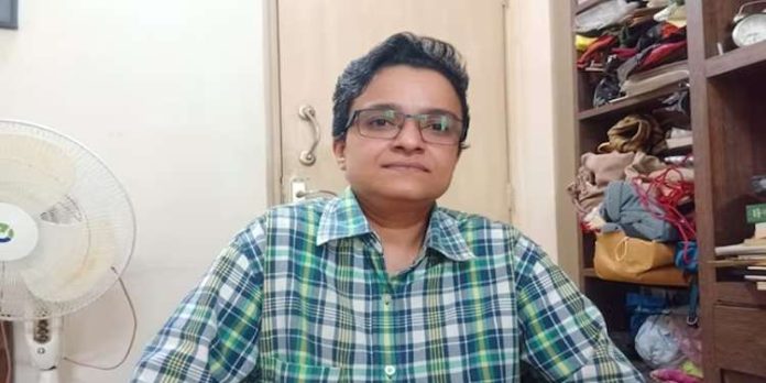 ബംഗാൾ മുൻ മുഖ്യമന്ത്രിയുടെ മകൾ ലിംഗമാറ്റ ശസ്ത്രക്രിയ ചെയ്യാനൊരുങ്ങുന്നു ബംഗാൾ മുൻ മുഖ്യമന്ത്രിയുടെ മകൾ ലിംഗമാറ്റ ശസ്ത്രക്രിയ ചെയ്യാനൊരുങ്ങുന്നു