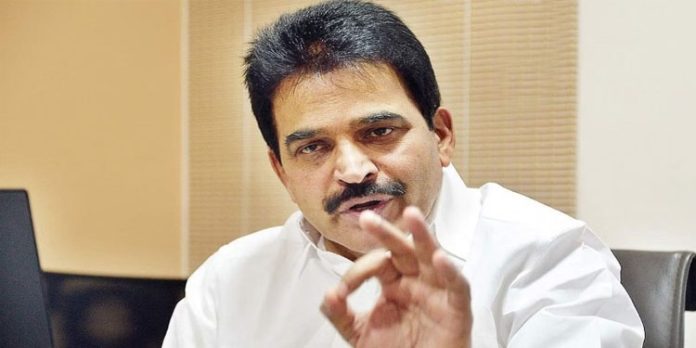 സിപിഎം കാറ്റ് വിതച്ച് കൊടുങ്കാറ്റ് കൊയ്യുന്നു ; സുധാകരന്റെ അറസ്റ്റില് പ്രതികരിച്ച് കെ സി വേണുഗോപാല് സിപിഎം കാറ്റ് വിതച്ച് കൊടുങ്കാറ്റ് കൊയ്യുന്നു ; സുധാകരന്റെ അറസ്റ്റില് പ്രതികരിച്ച് കെ സി വേണുഗോപാല്